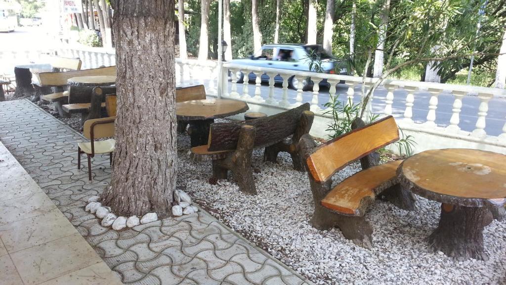 Cicek Aile Pansiyonu Burhaniye Ngoại thất bức ảnh